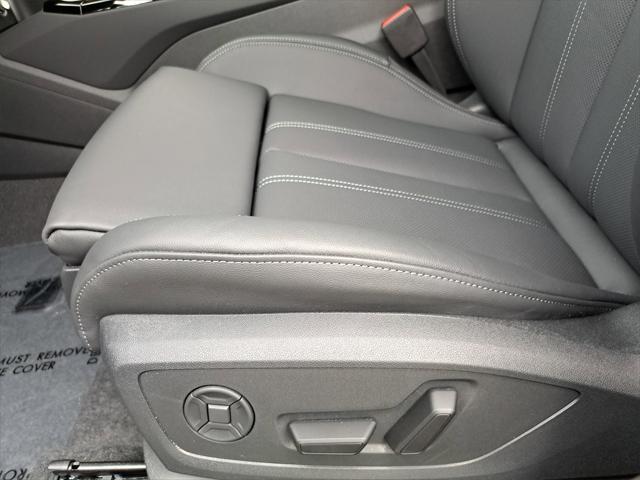 Photo of 2025 Gray Audi Q6 e-tron