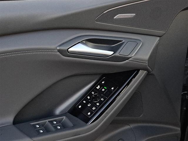Photo of 2025 Mythos Black Metallic Audi Q6 e-tron