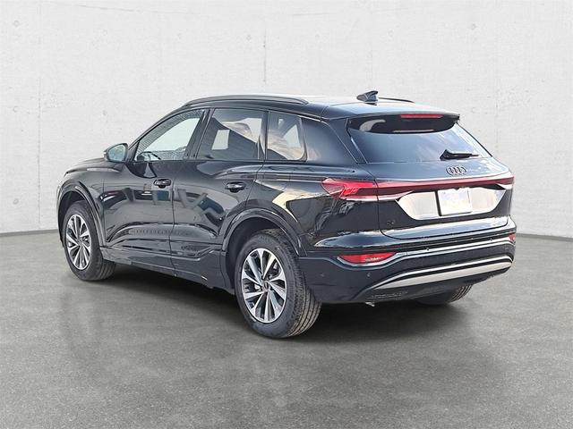 Photo of 2025 Mythos Black Metallic Audi Q6 e-tron