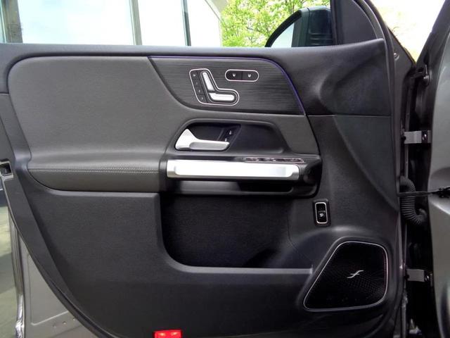Photo of 2021 Gray Mercedes-Benz AMG GLB 35