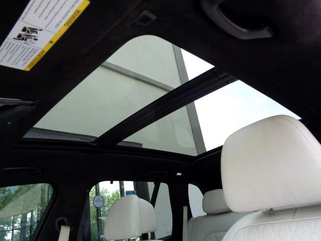 Photo of 2021 Gray BMW X5