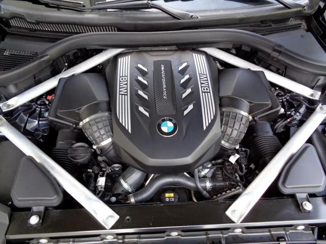 Photo of 2021 Gray BMW X5