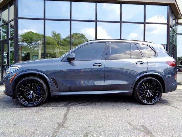 Photo of 2021 Gray BMW X5