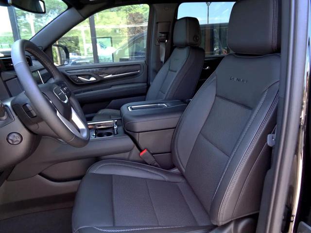 Photo of 2023 Black GMC Yukon XL