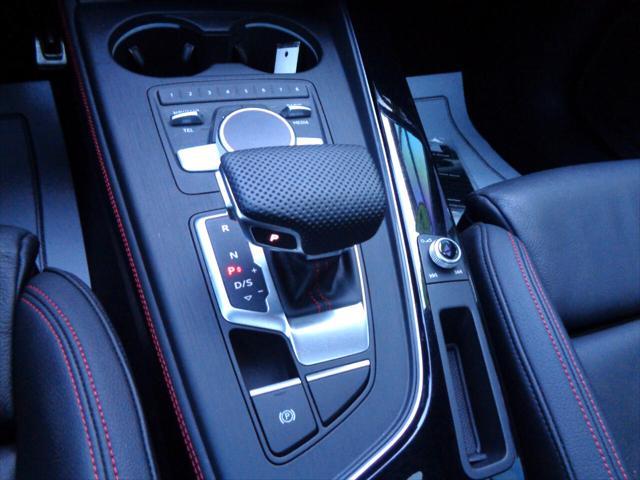 Photo of 2019 Gray Audi A4