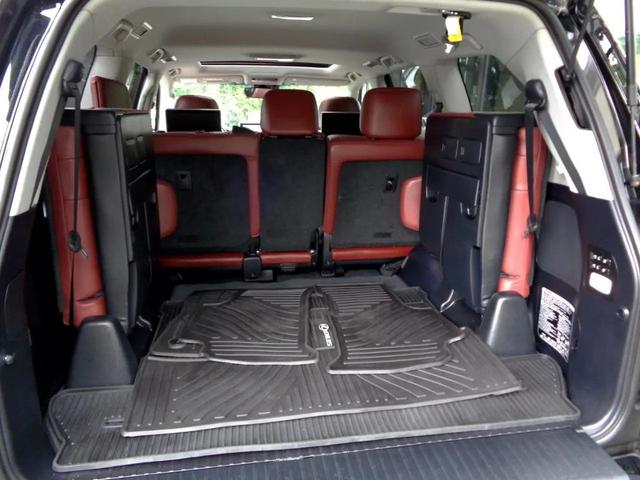 Photo of 2017 Black Lexus LX 570