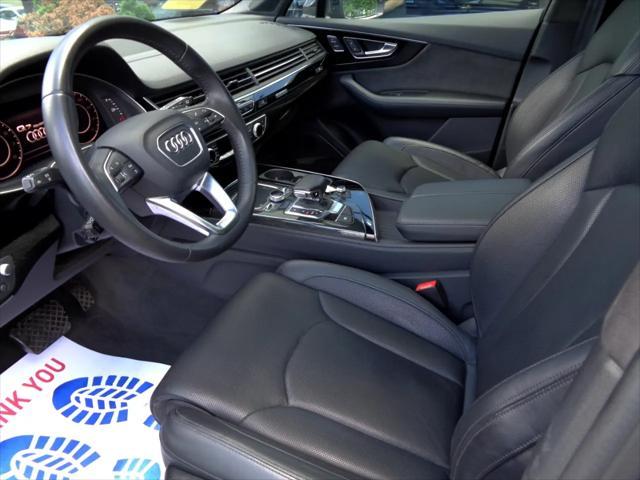 Photo of 2019 Black Audi Q7