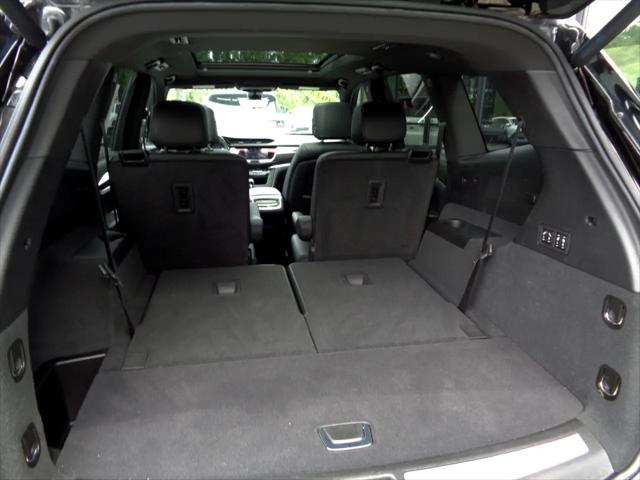 Photo of 2023 Black Cadillac XT6