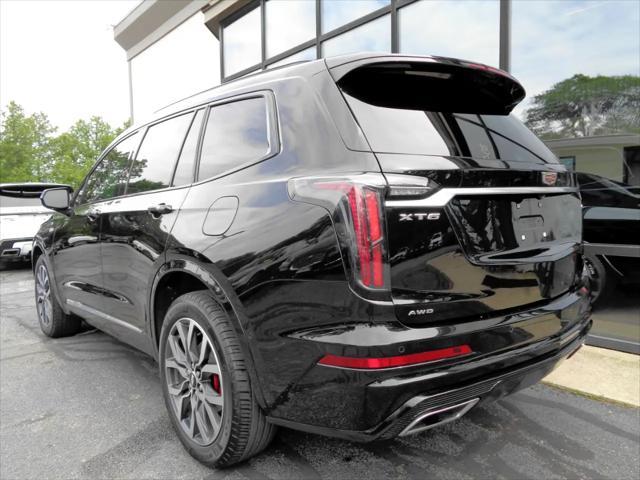 Photo of 2023 Black Cadillac XT6
