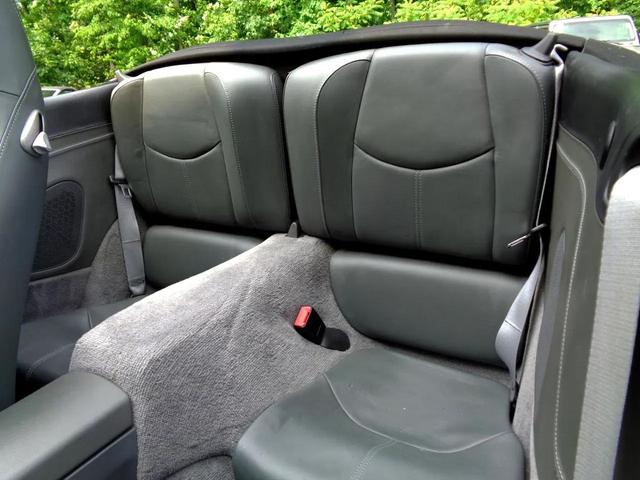 Photo of 2007 Silver Porsche 911