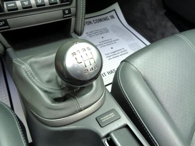 Photo of 2007 Silver Porsche 911