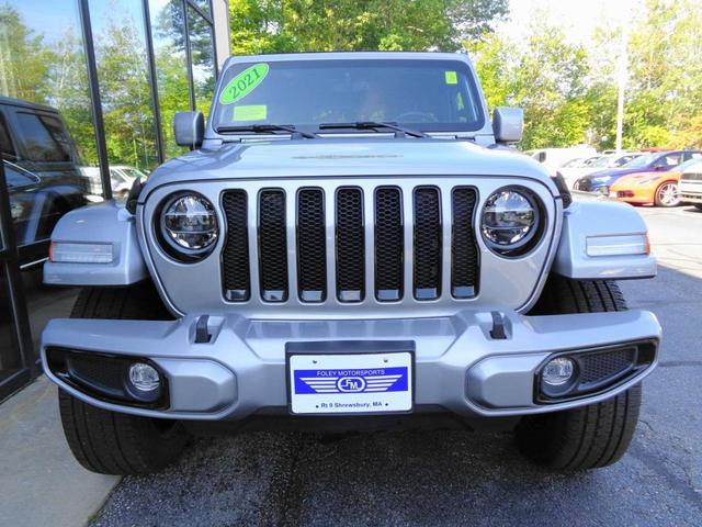 Photo of 2021 Silver Jeep Wrangler