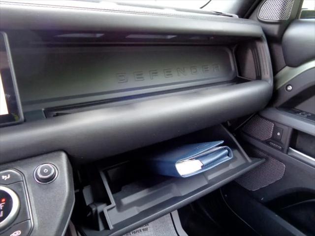 Photo of 2021 Green Land Rover Defender