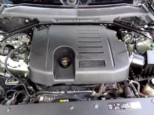 Photo of 2021 Green Land Rover Defender