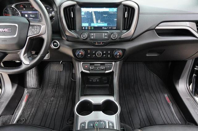 Photo of 2022 Ebony Twilight Metallic GMC Terrain