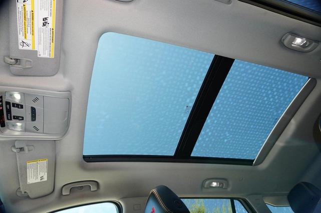 Photo of 2022 Ebony Twilight Metallic GMC Terrain
