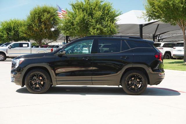 Photo of 2022 Ebony Twilight Metallic GMC Terrain