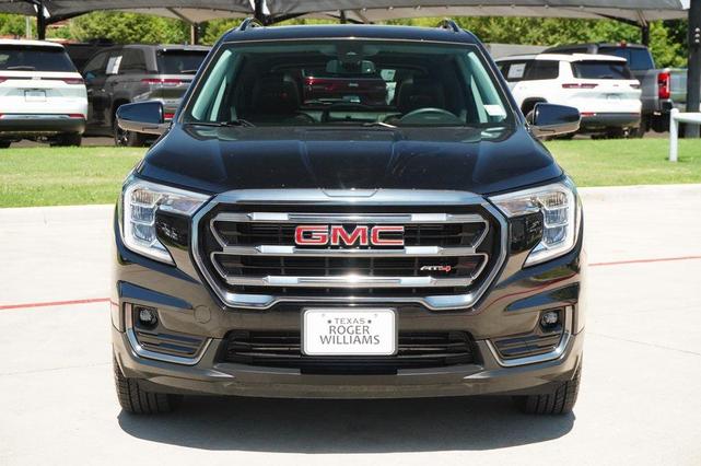 Photo of 2022 Ebony Twilight Metallic GMC Terrain