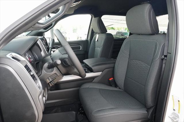 Photo of 2025 Bright White Clearcoat RAM 2500
