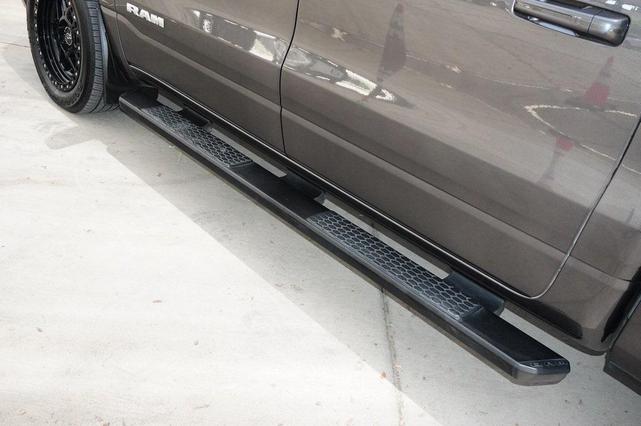 Photo of 2022 Granite Crystal Metallic Clearcoat RAM 1500