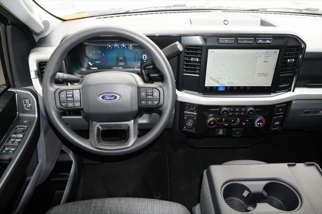 Photo of 2024 Silver Metallic Ford F-250