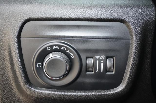 Photo of 2024 Velvet Red Pearlcoat Jeep Grand Cherokee