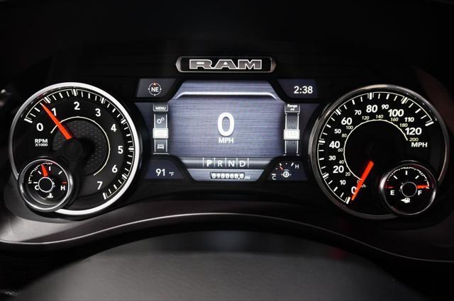 Photo of 2024 Diamond Black Crystal Pearlcoat RAM 2500