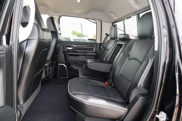Photo of 2024 Diamond Black Crystal Pearlcoat RAM 2500
