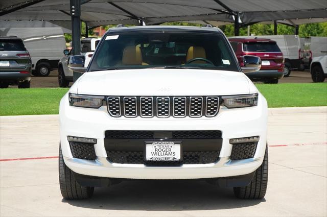 Photo of 2025 Bright White Clearcoat Jeep Grand Cherokee L