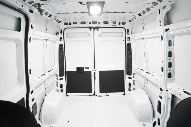 Photo of 2025 Bright White Clearcoat RAM ProMaster 1500