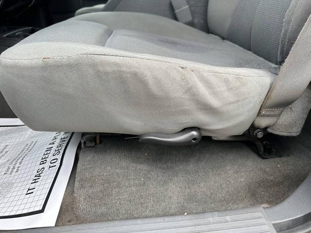 Photo of 2006 Blue Dodge Dakota