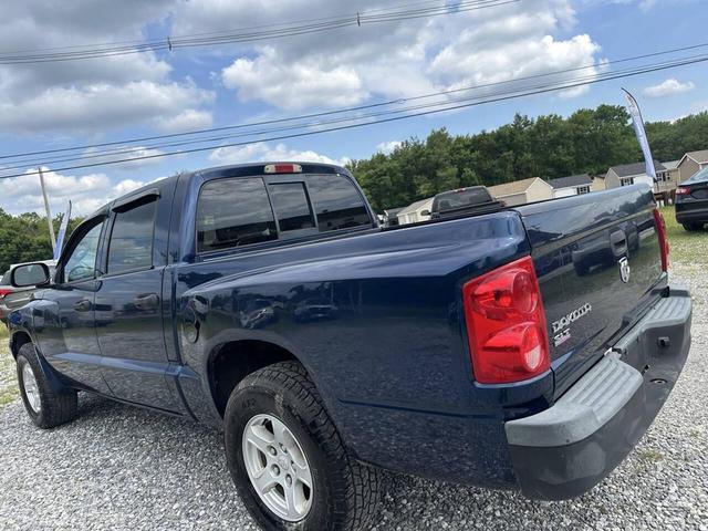 Photo of 2006 Blue Dodge Dakota