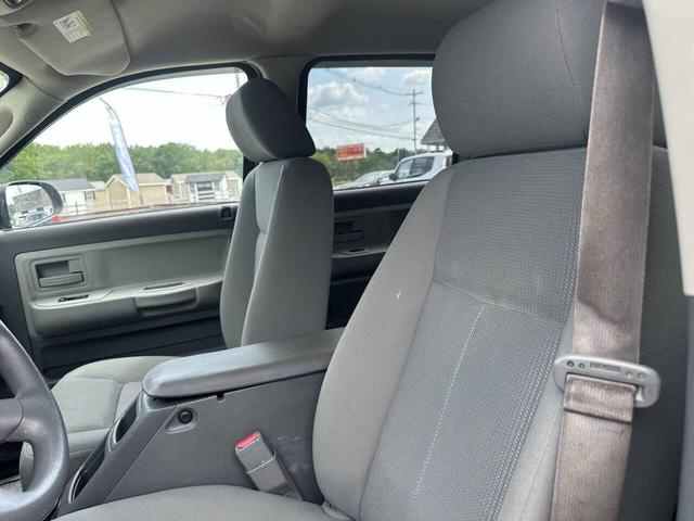 Photo of 2006 Blue Dodge Dakota
