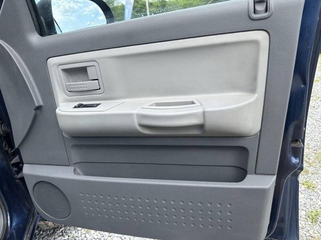 Photo of 2006 Blue Dodge Dakota