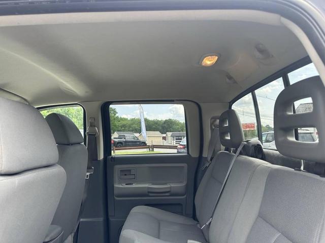 Photo of 2006 Blue Dodge Dakota