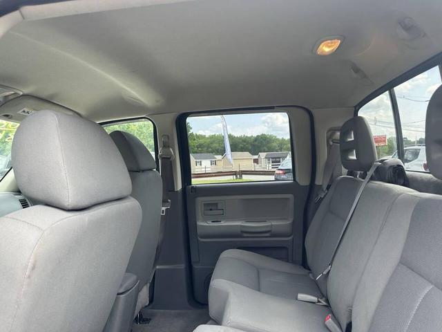 Photo of 2006 Blue Dodge Dakota