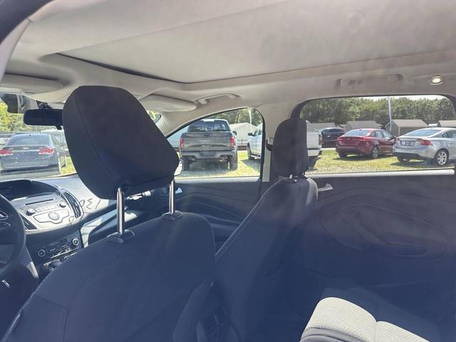 Photo of 2018 Blue Ford Escape