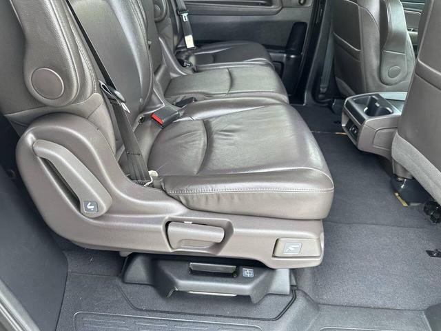 Photo of 2020 Brown Honda Odyssey