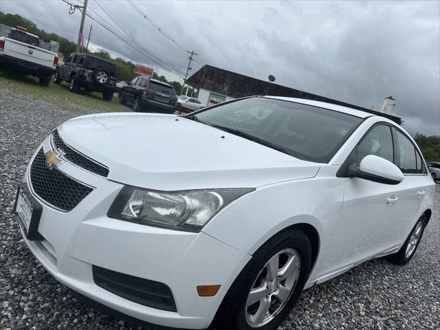 Photo of 2012 White Chevrolet Cruze