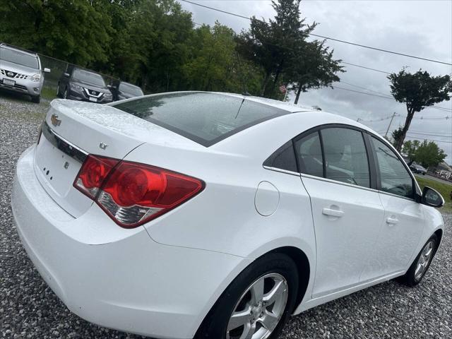 Photo of 2012 White Chevrolet Cruze