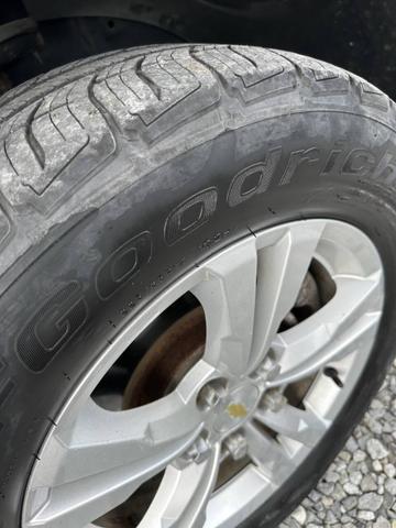 Photo of 2012 Gray Chevrolet Equinox