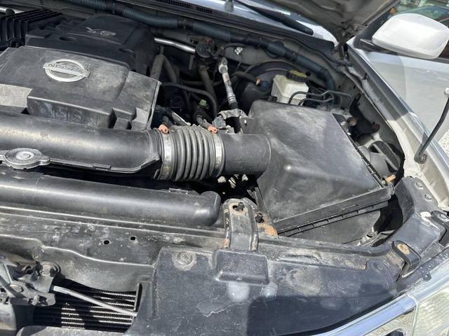 Photo of 2008 Silver Nissan Pathfinder