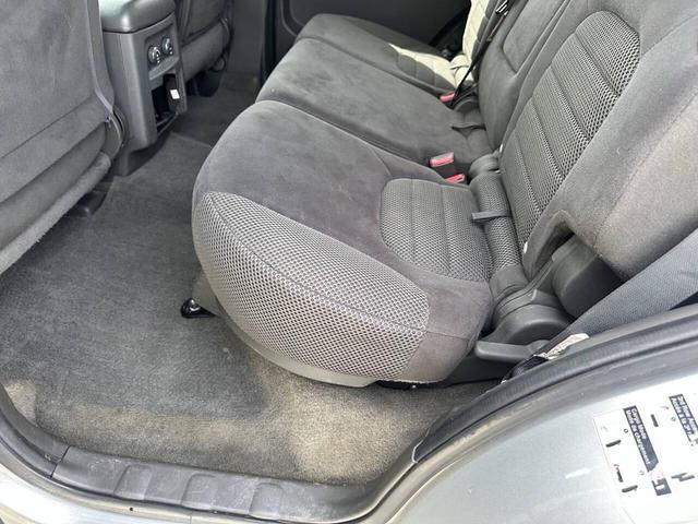 Photo of 2008 Silver Nissan Pathfinder