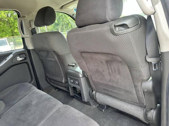 Photo of 2008 Silver Nissan Pathfinder