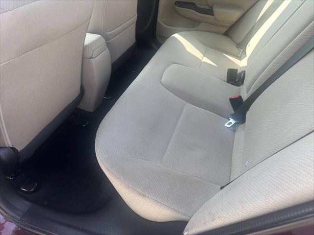 Photo of 2013 Burgundy Honda Civic