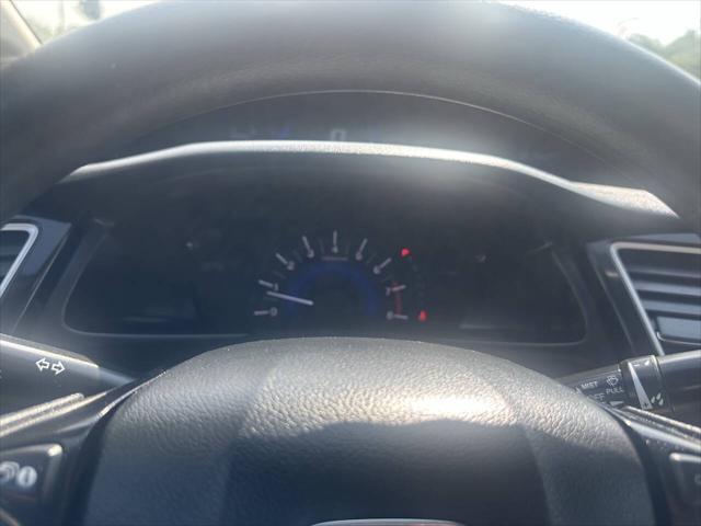 Photo of 2013 Burgundy Honda Civic