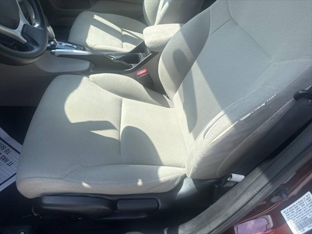 Photo of 2013 Burgundy Honda Civic