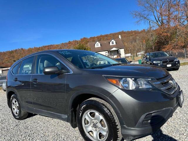 Photo of 2013 Gray Honda CR-V