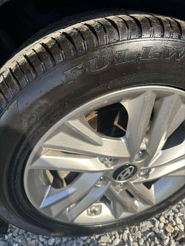 Photo of 2019 Blue Hyundai ELANTRA