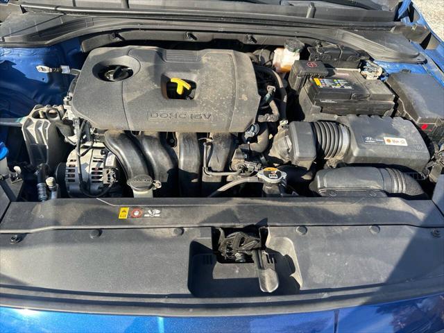 Photo of 2019 Blue Hyundai ELANTRA